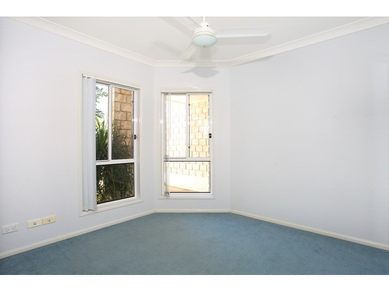 8 Linda Way, Upper Coomera QLD 4209