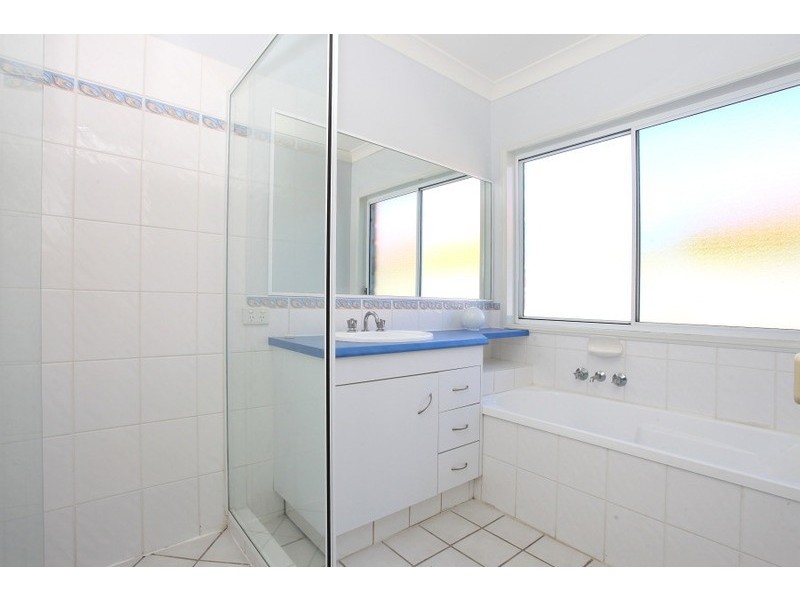 8 Linda Way, Upper Coomera QLD 4209