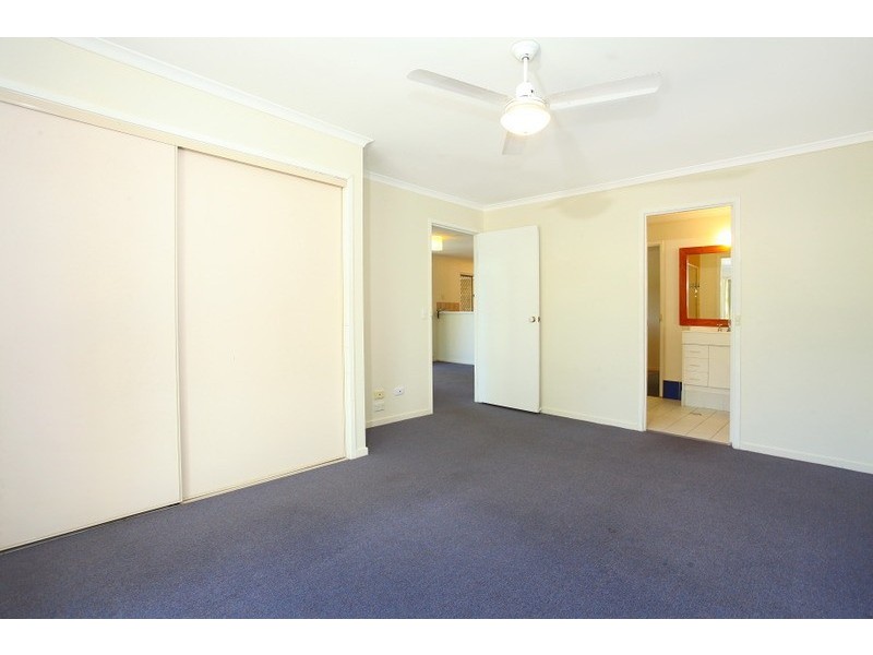 176 Universal Drive, Oxenford QLD 4210