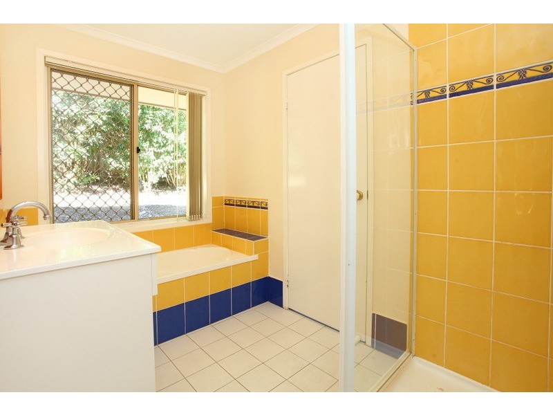 176 Universal Drive, Oxenford QLD 4210