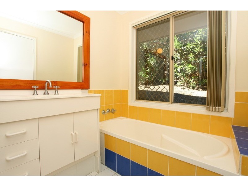 176 Universal Drive, Oxenford QLD 4210