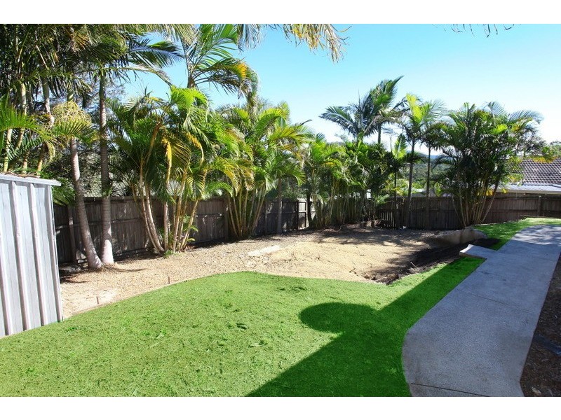 176 Universal Drive, Oxenford QLD 4210