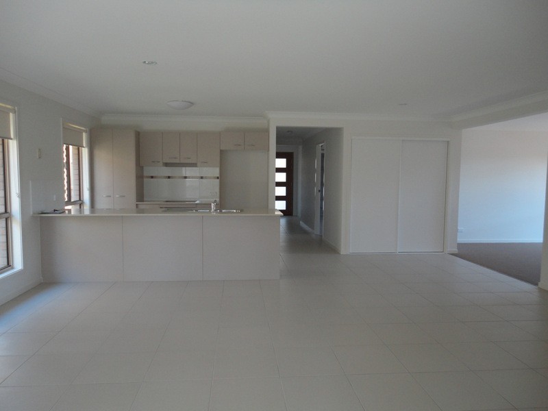 18 McWang Road, Pimpama QLD 4209