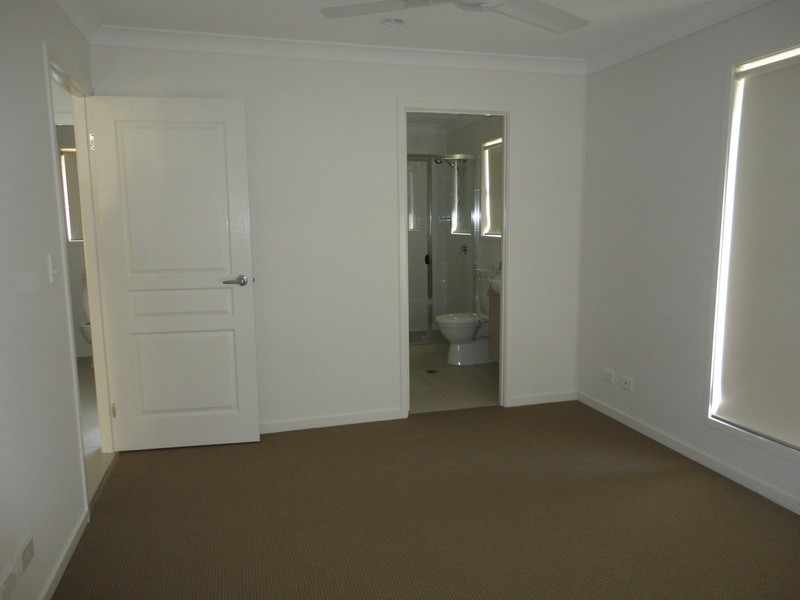 18 McWang Road, Pimpama QLD 4209