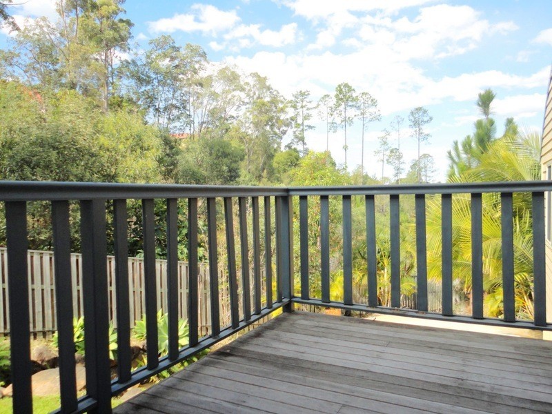 19 Henderson Rise, Pacific Pines QLD 4211