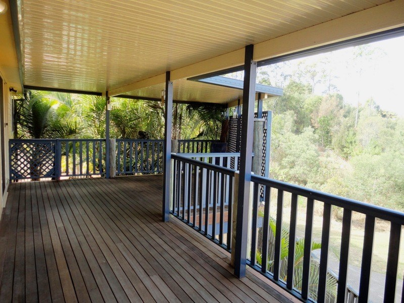 19 Henderson Rise, Pacific Pines QLD 4211