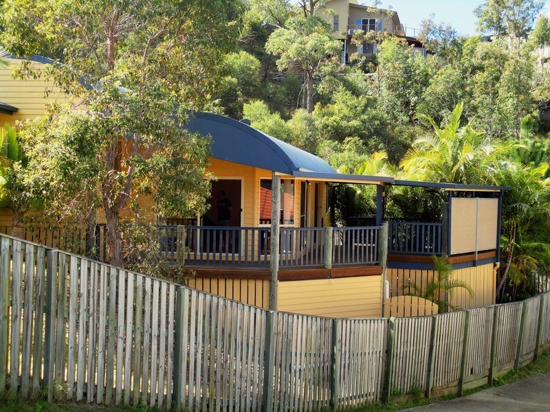 19 Henderson Rise, Pacific Pines QLD 4211