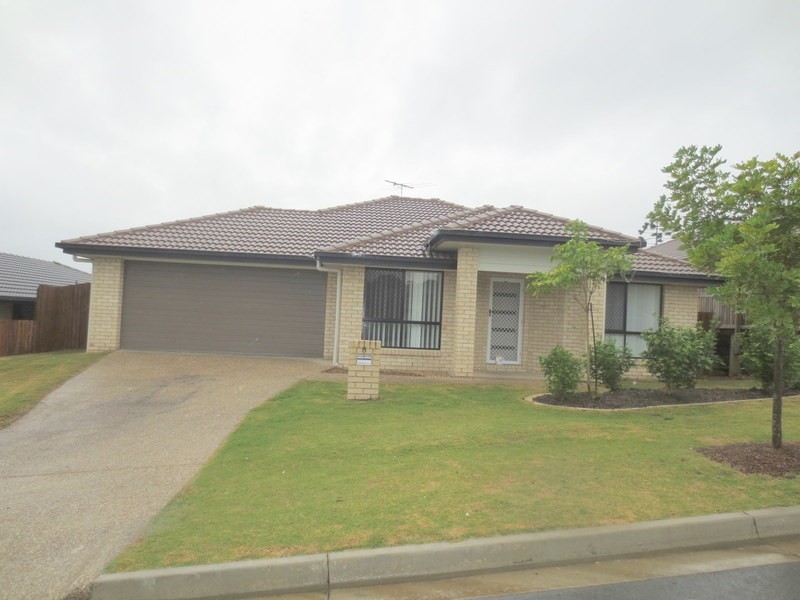 8 Ashburton Street, Ormeau Hills QLD 4208