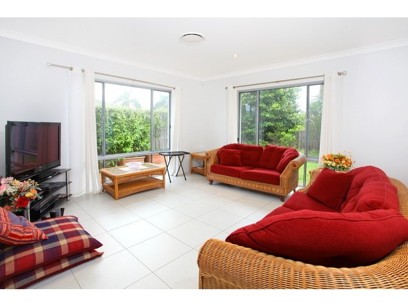 9 Nandina Court, Upper Coomera QLD 4209