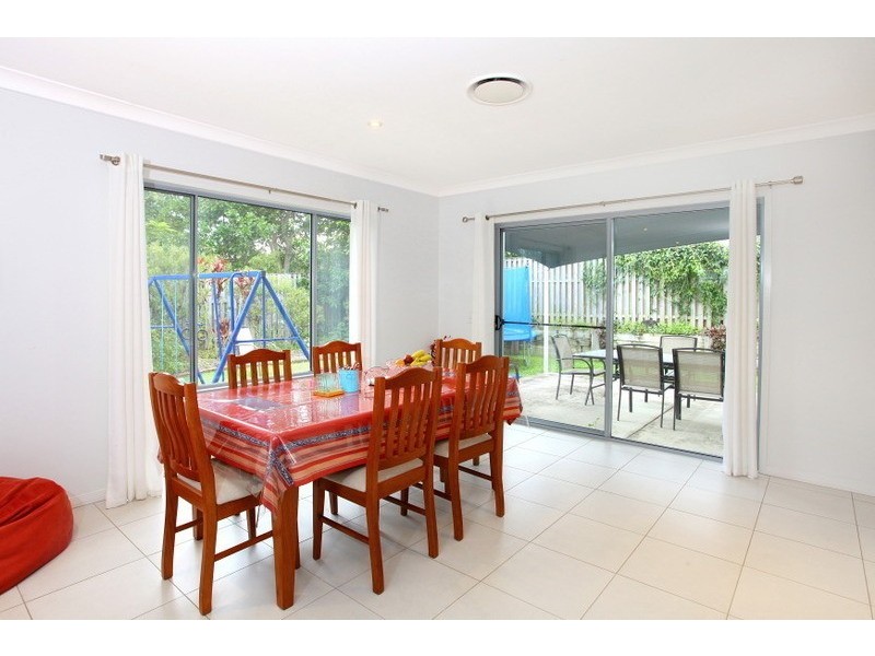 9 Nandina Court, Upper Coomera QLD 4209