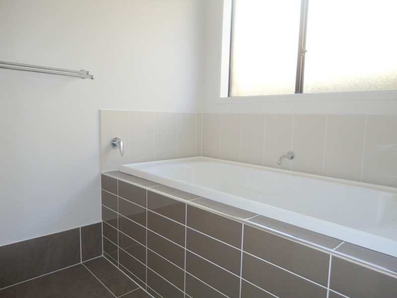 13 Waterhouse Drive, Willow Vale QLD 4209