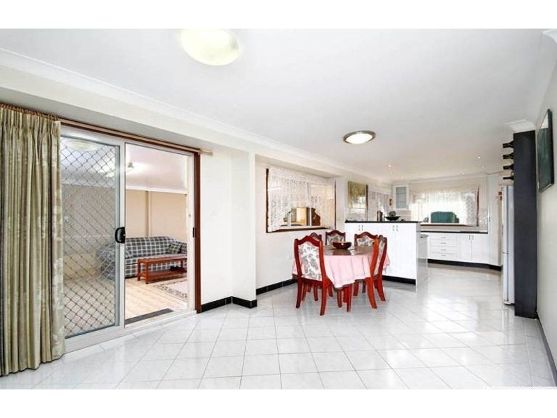 6 Darkon Place, Oakhurst NSW 2761