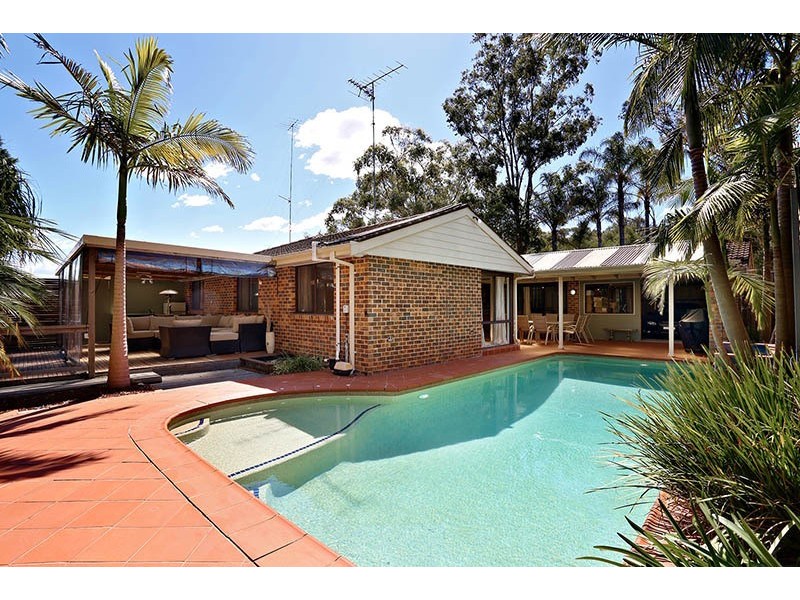 16 Ridgecrop Drive, Castle Hill NSW 2154