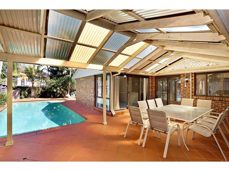 16 Ridgecrop Drive, Castle Hill NSW 2154