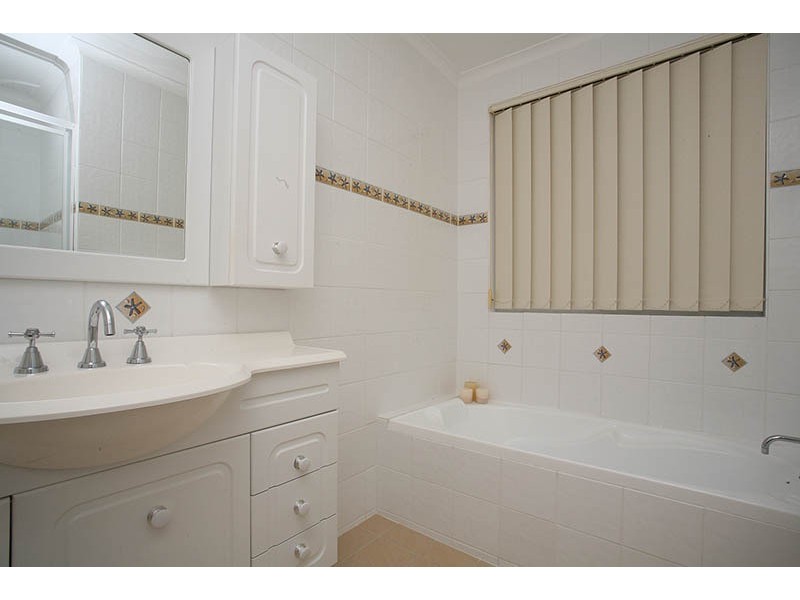 14 Corio Dr, St Clair NSW 2759