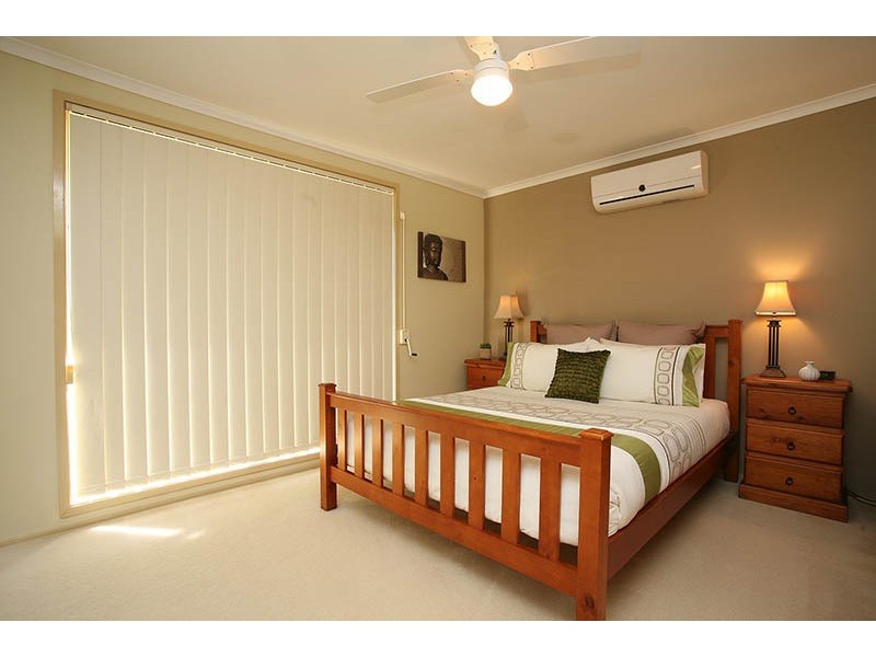 14 Corio Dr, St Clair NSW 2759