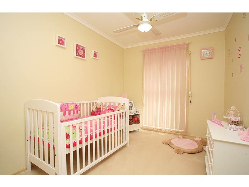 14 Corio Dr, St Clair NSW 2759