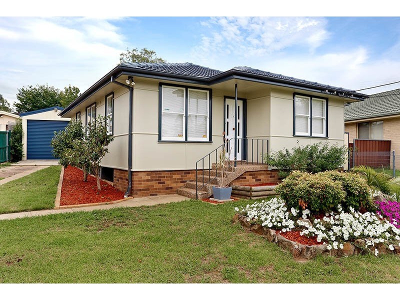 7 Robshaw rd, Marayong NSW 2148