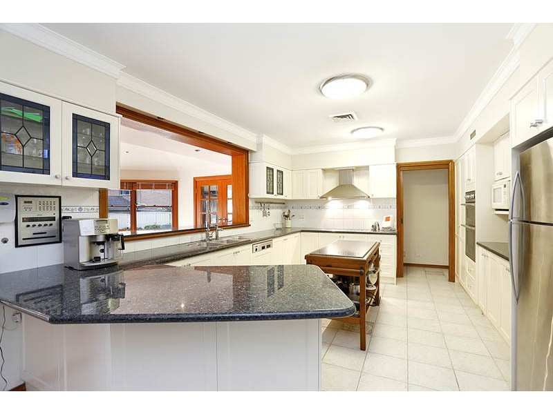 7 Woodvale Place, Castle Hill NSW 2154