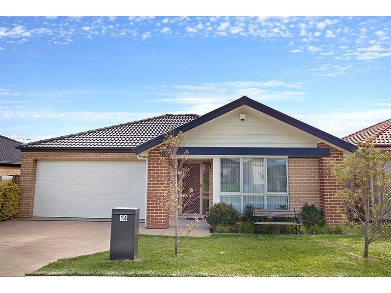 14 Greenhill Street,, Spring Farm NSW 2570