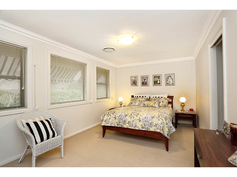 42  Wattlecliffe Dr, Blaxland NSW 2774