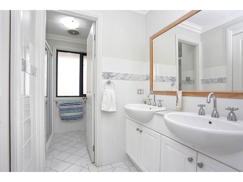 42  Wattlecliffe Dr, Blaxland NSW 2774