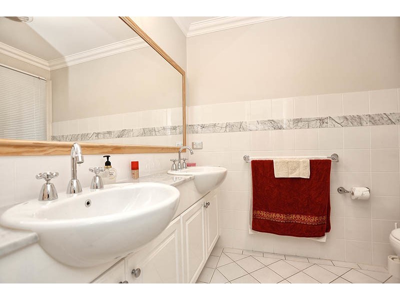 42  Wattlecliffe Dr, Blaxland NSW 2774