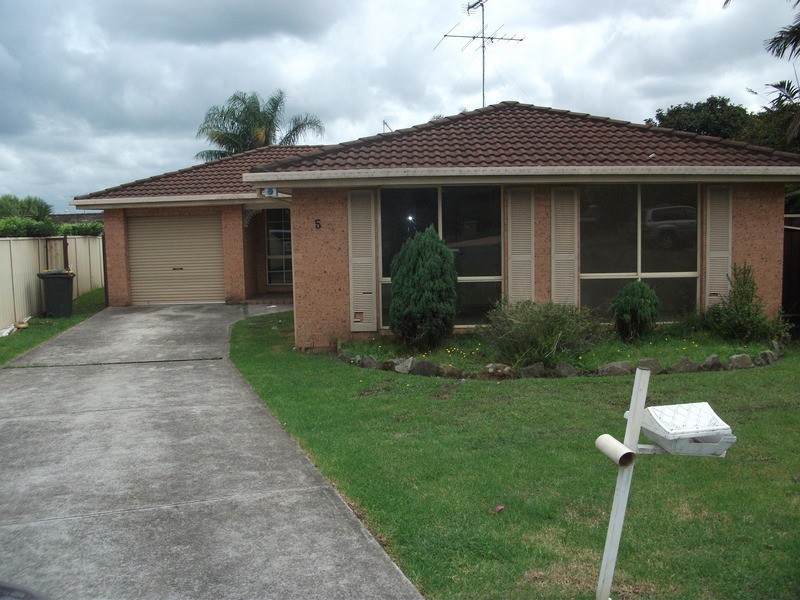 5 Verity Place, Oakhurst NSW 2761