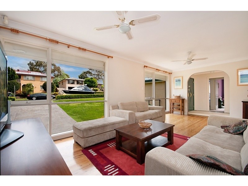 11 Leumeah Avenue, Baulkham Hills NSW 2153