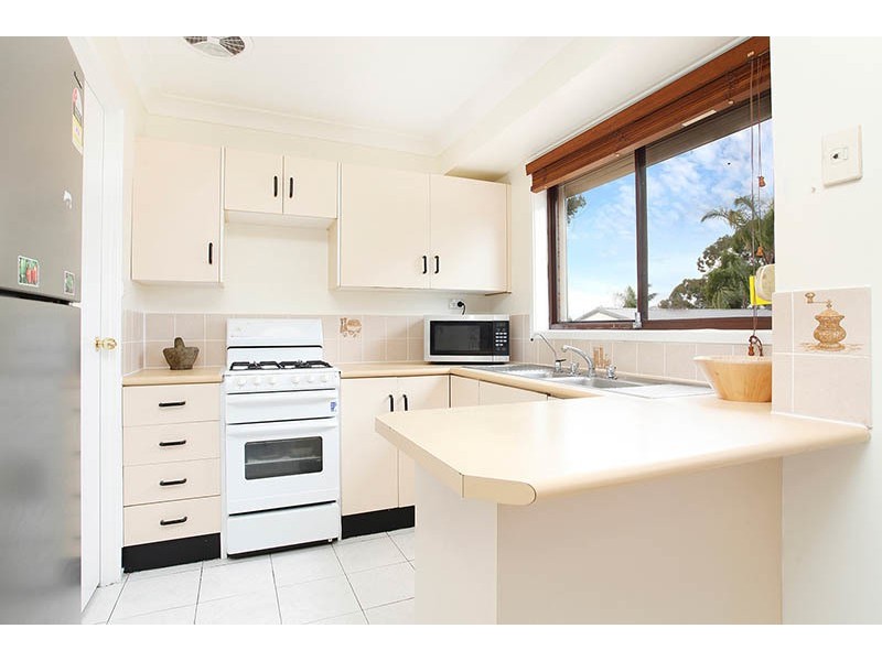 10 Allira Place, Hassall Grove NSW 2761