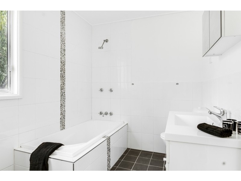 48  Chelmsford East, Lake Haven NSW 2263