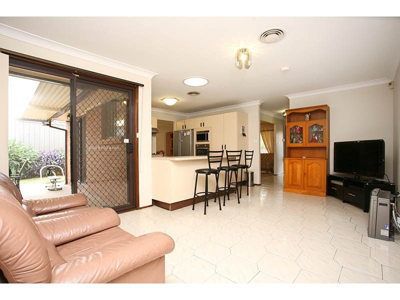 20 Walker Street, Quakers Hill NSW 2763