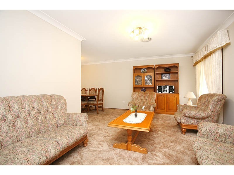 20 Walker Street, Quakers Hill NSW 2763