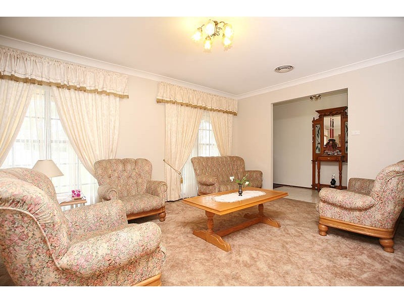 20 Walker Street, Quakers Hill NSW 2763