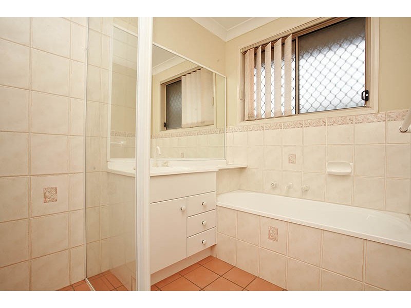 6 Yatay Cl, Plumpton NSW 2761