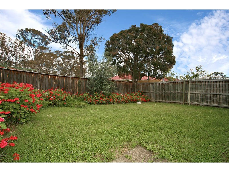6 Yatay Cl, Plumpton NSW 2761