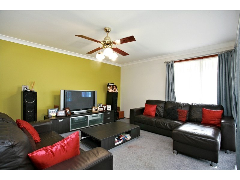 8 Falcon Street, Claremont Meadows NSW 2747