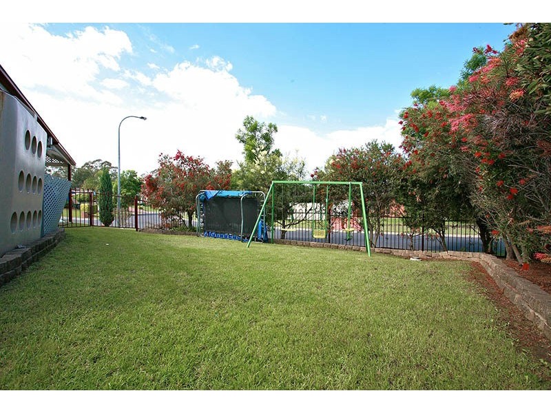 8 Falcon Street, Claremont Meadows NSW 2747