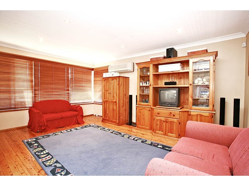 5 Adrian Place, Greystanes NSW 2145