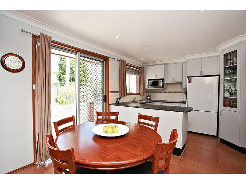 5 Adrian Place, Greystanes NSW 2145