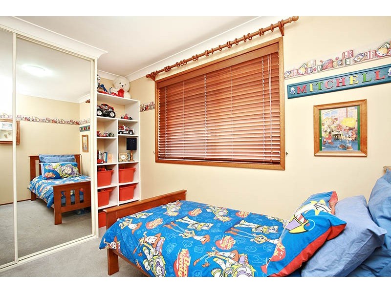 5 Adrian Place, Greystanes NSW 2145