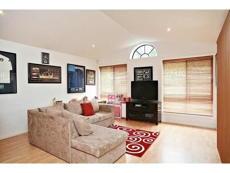 12 Langford Smith Close, Kellyville NSW 2155