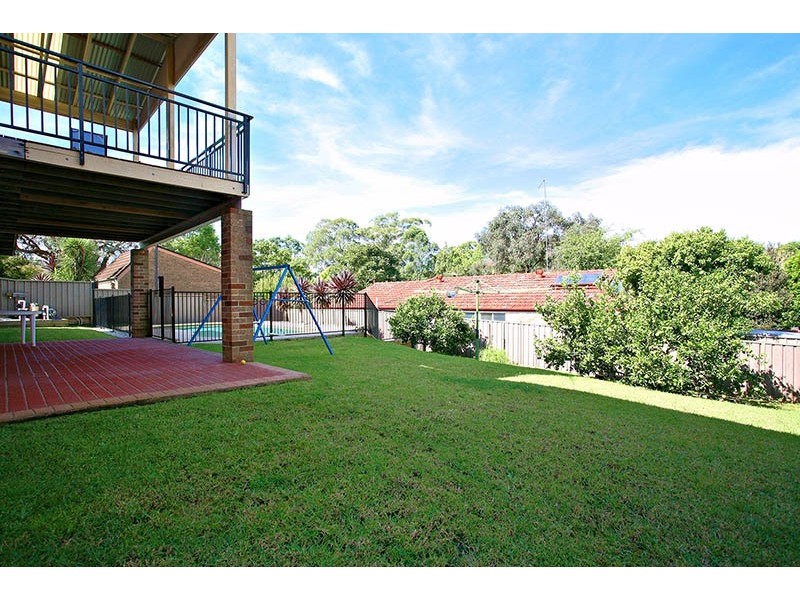 25 Mackillop dr, Baulkham Hills NSW 2153