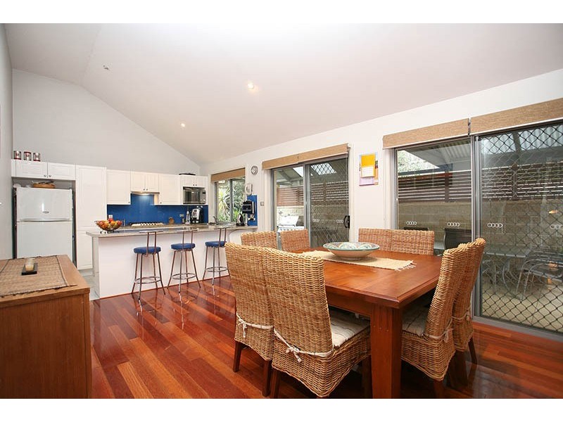 2 Pipas Lane, Blaxland NSW 2774