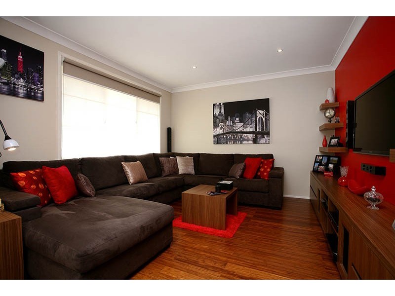 61  Freeman, Ingleburn NSW 2565