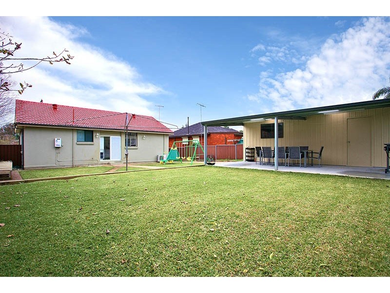 10 Tanderra, Colyton NSW 2760