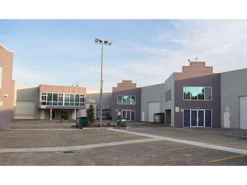 11/28 Coombes Dr, Penrith NSW 2750