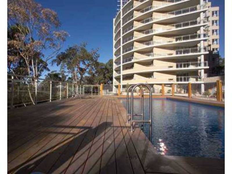 124/80  John Whitway Dr, Gosford NSW 2250