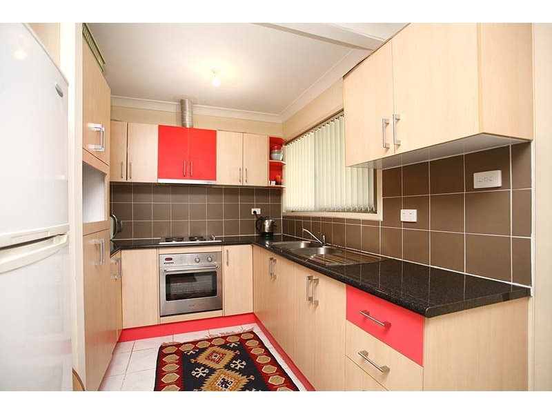 27 Mackenzie BVDE, Seven Hills NSW 2147