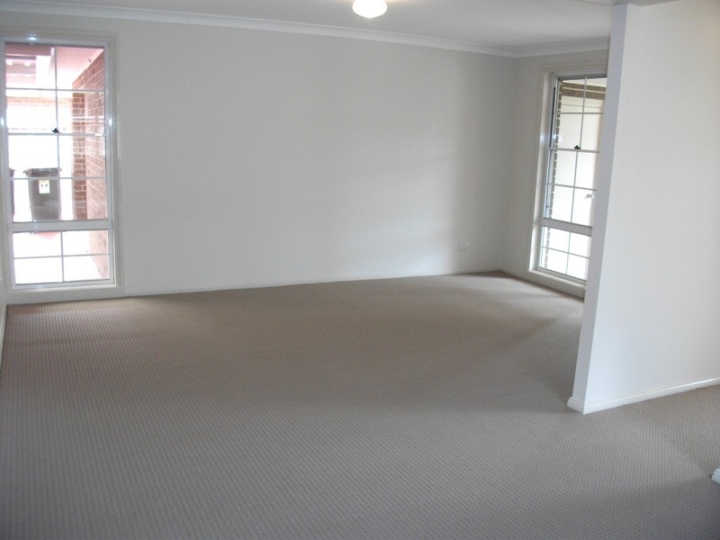 1 Cadman Place, Woodcroft NSW 2767